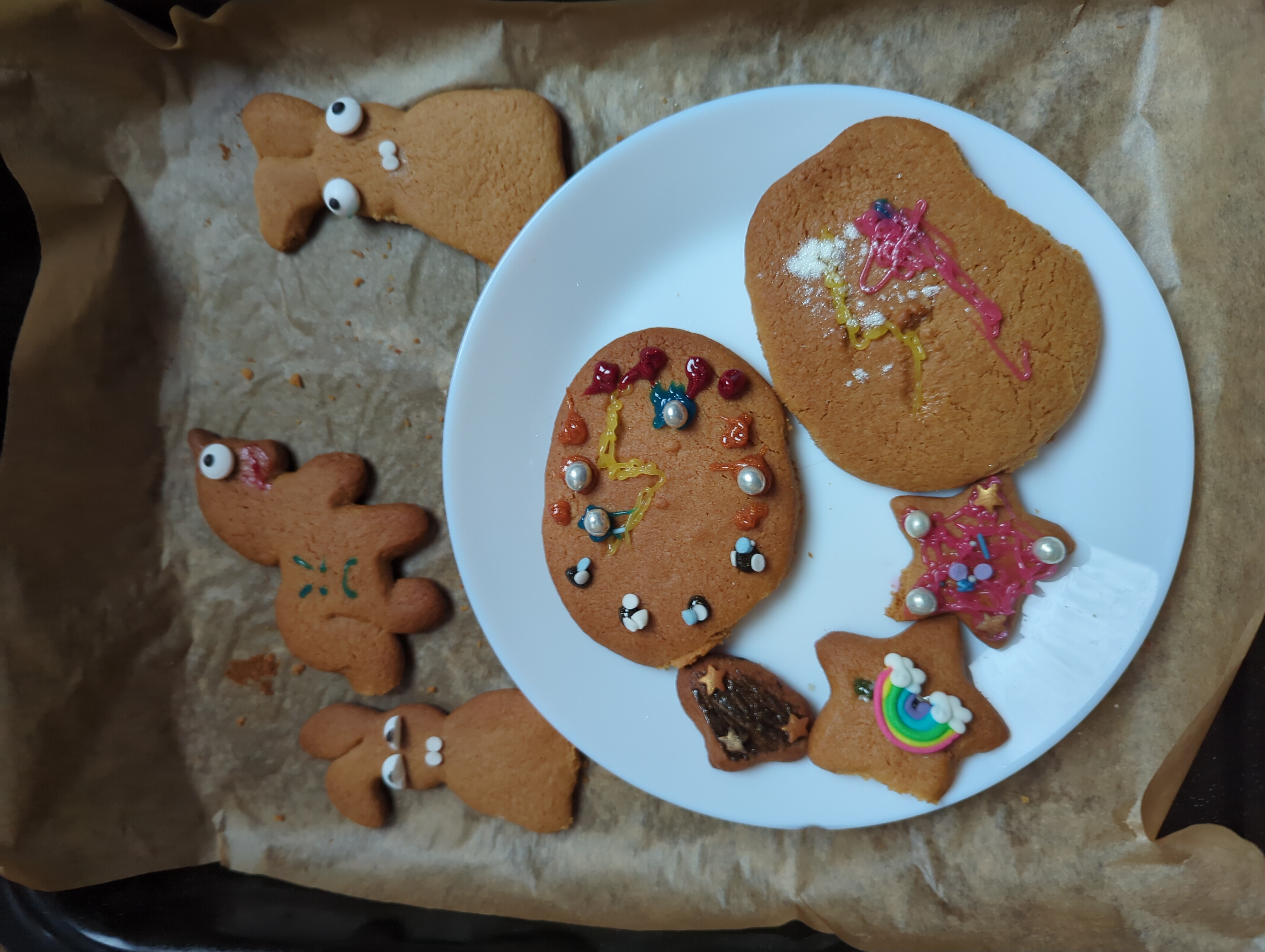 Decorated gingerbread cookies